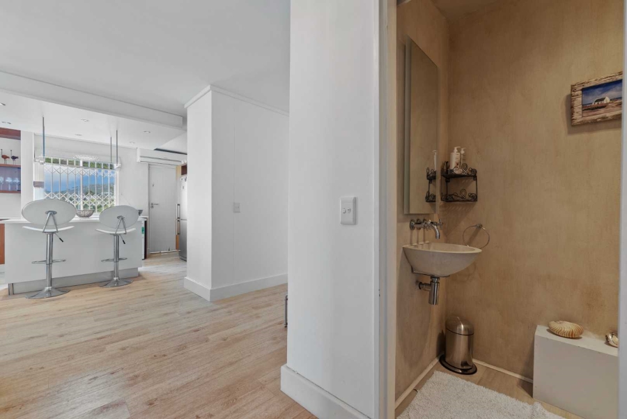 3 Bedroom Property for Sale in Camps Bay Western Cape